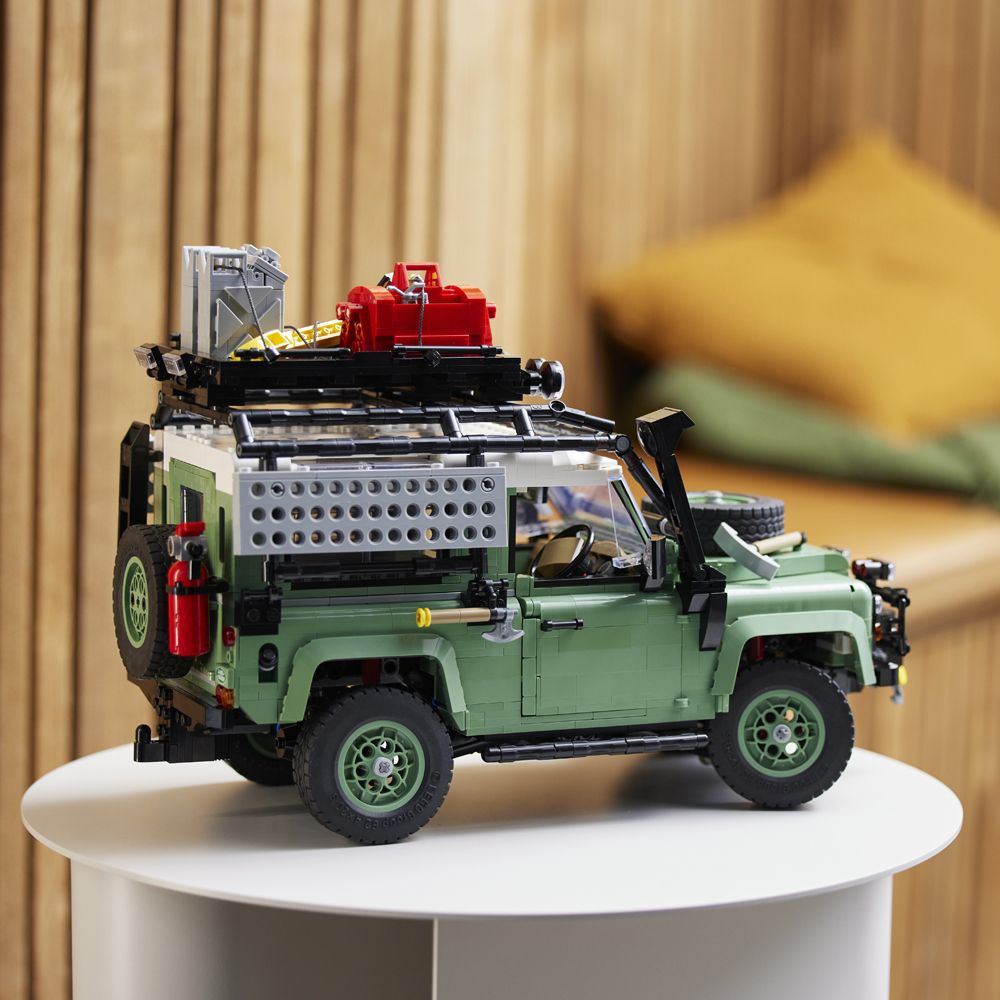 Land Rover | LEGO® Icons Land Rover Classic Defender 90 | 10317 ...